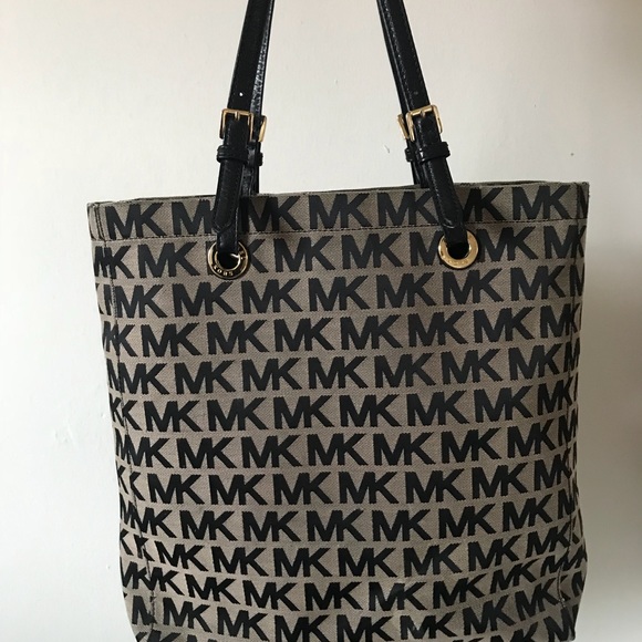 MK bag. 70$ OBO - Picture 1 of 5