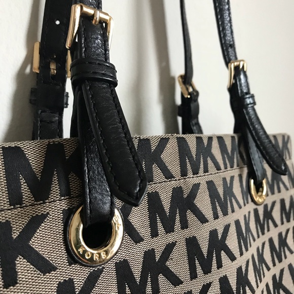MK bag. 70$ OBO - Picture 5 of 5
