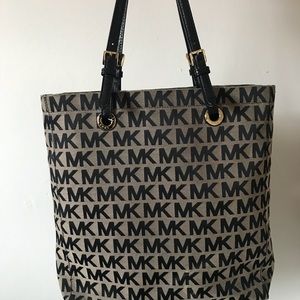 MK bag. 70$ OBO