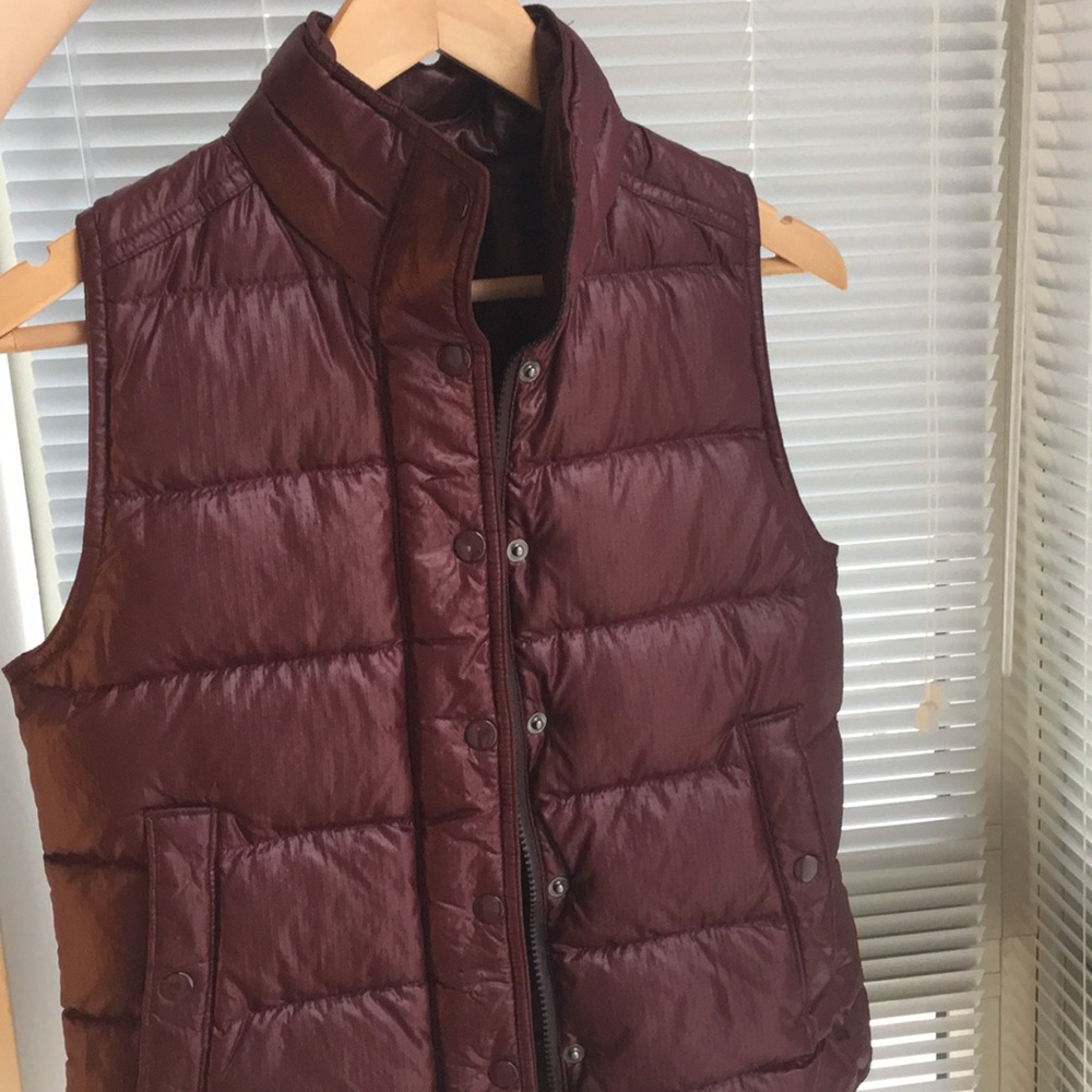 JCREW VEST MAROON SIZE XXS
