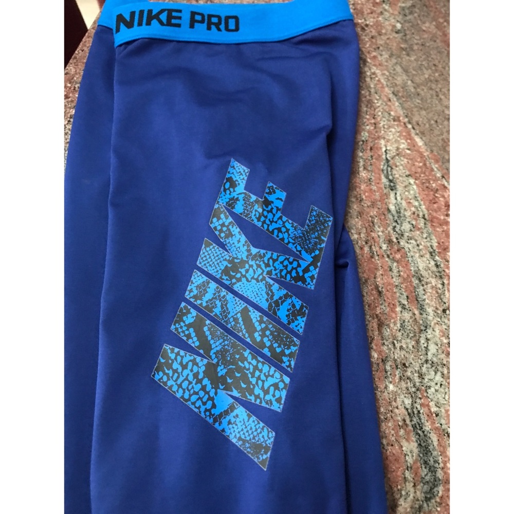 Like new Nike gym pants