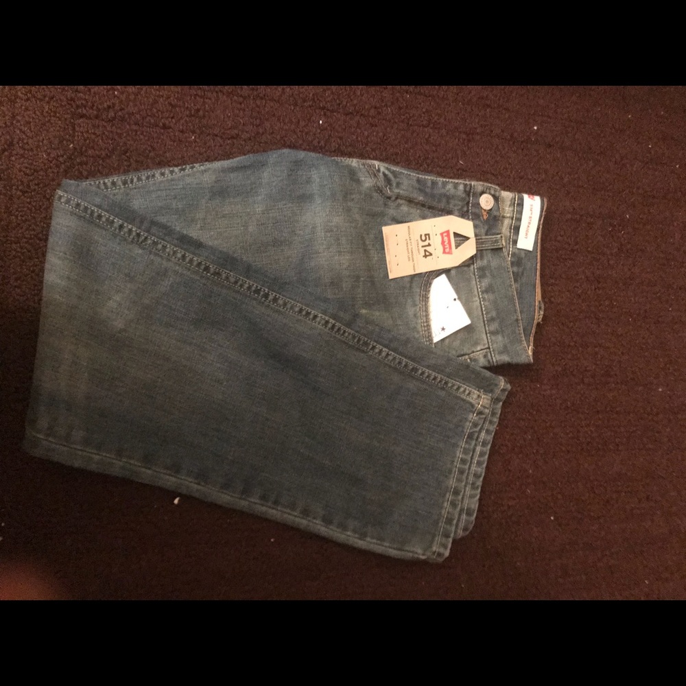 Boys boot cut NWT sz 14. My son did not want them