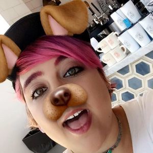 Meet your Posher, Lindsey