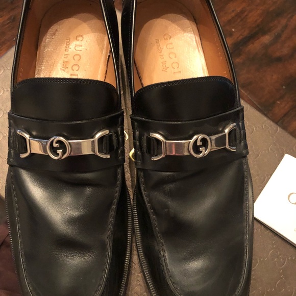 Men’s Gucci loafer size 7.5! Like new condition.