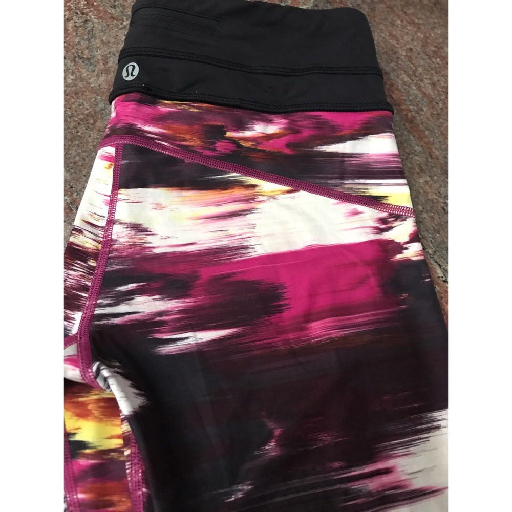 Full length Luluemon gym pants