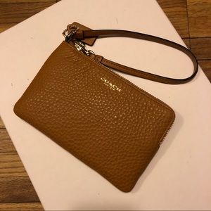 NWOT Coach Wristlet