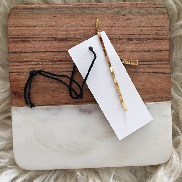 LELET NY SWAROVSKI Crystal Hair Pin, never worn ‼️