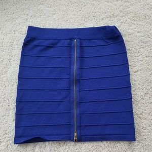 Zipper pencil skirt