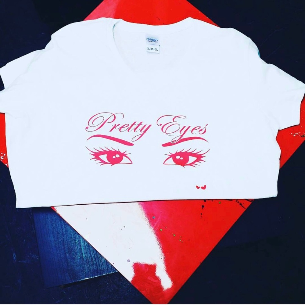 Pretty Eyes Apparel T-shirt