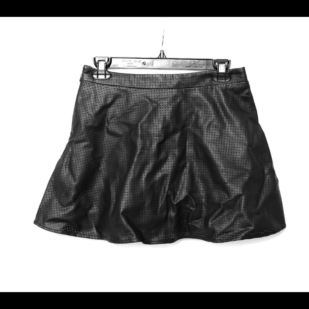 Express black rocker skirt