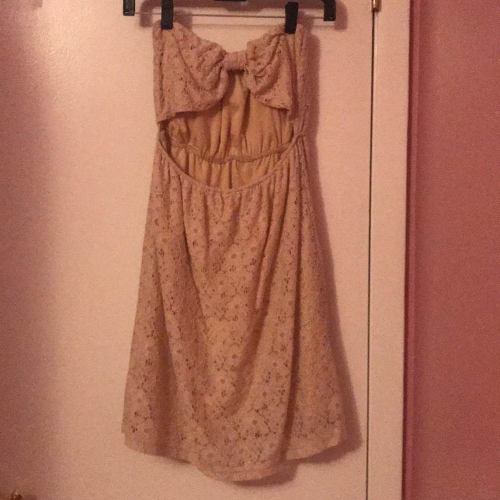 Dress - Picture 2 of 2