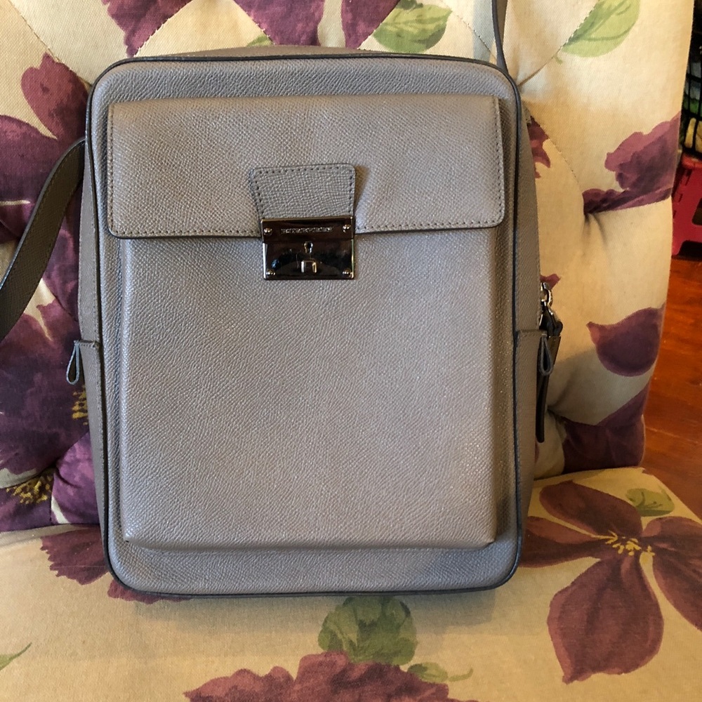 Burberry crossbody purse NWOT