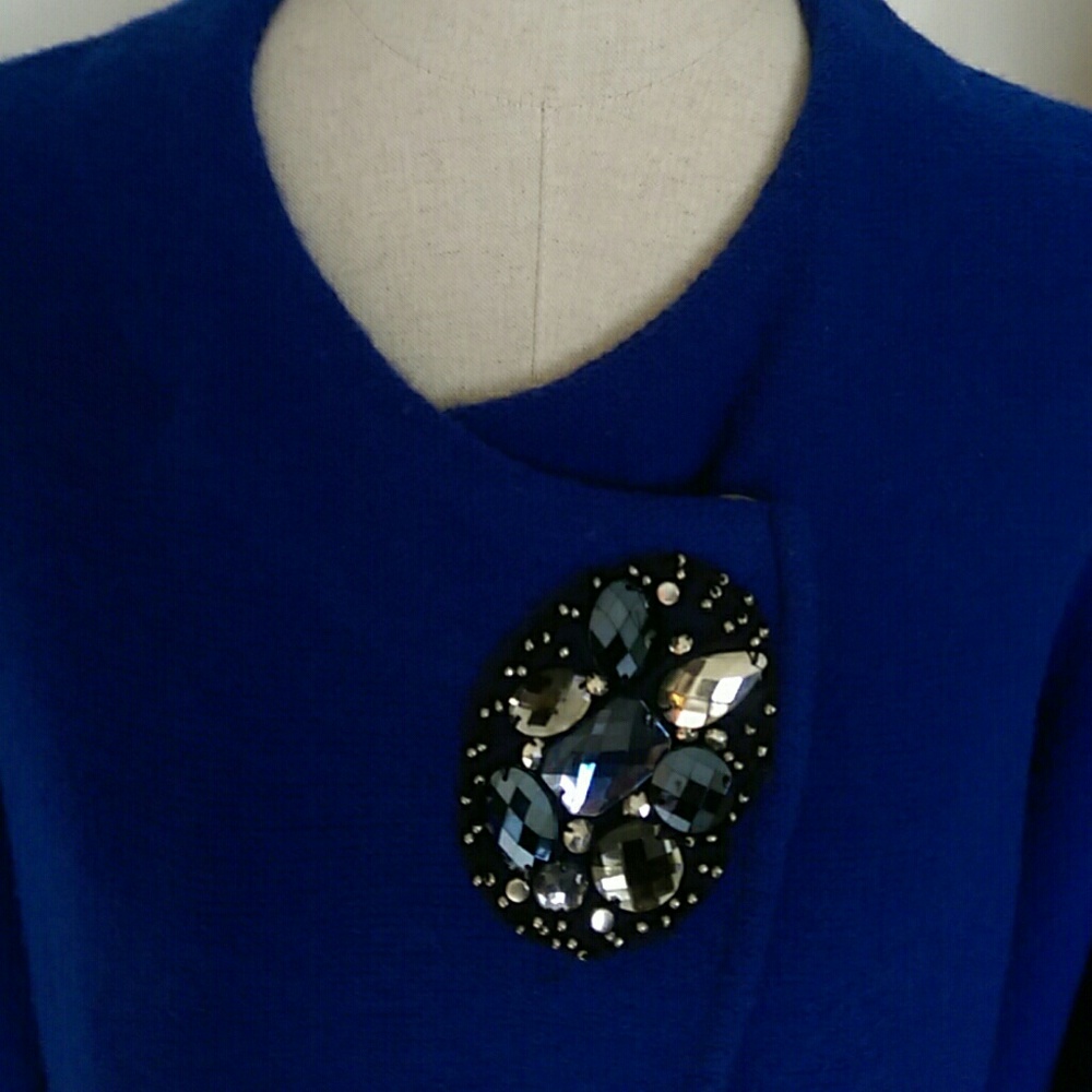 Cardigan - Picture 4 of 8