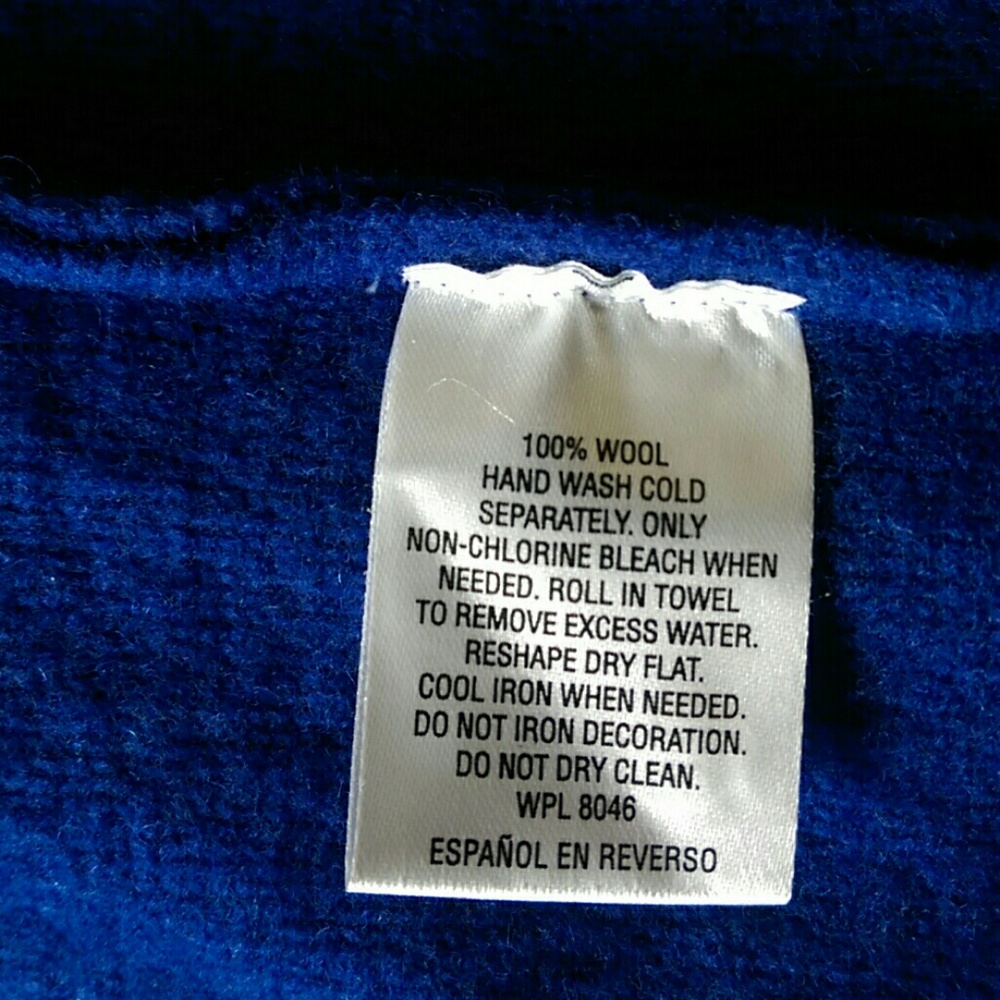 Cardigan - Picture 7 of 8