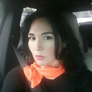 Meet your Posher, Marti