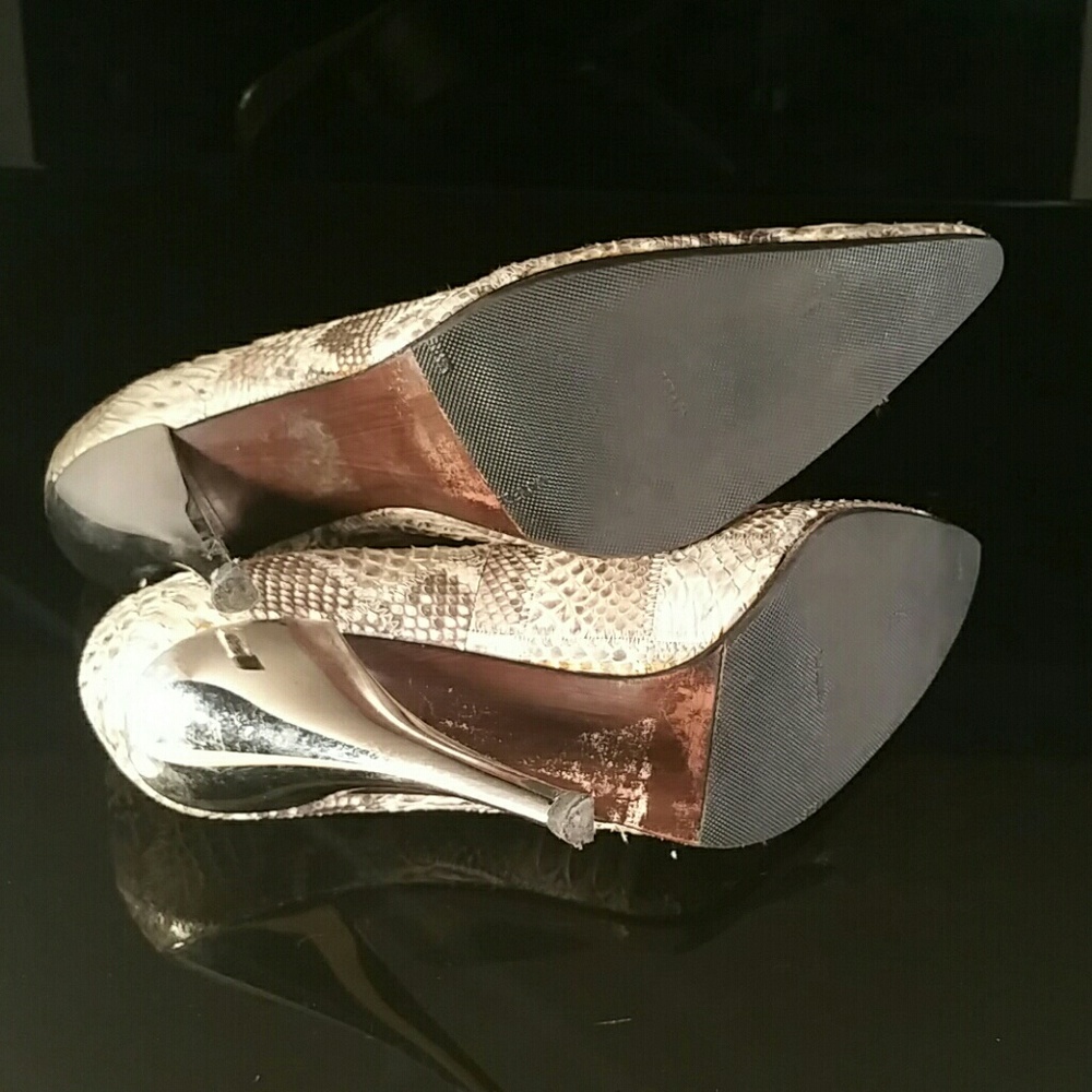 Stuart Weitzman Patchwork Snakeskin Heels Pump 7 - image 8