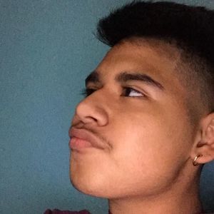 Meet your Posher, Aaron