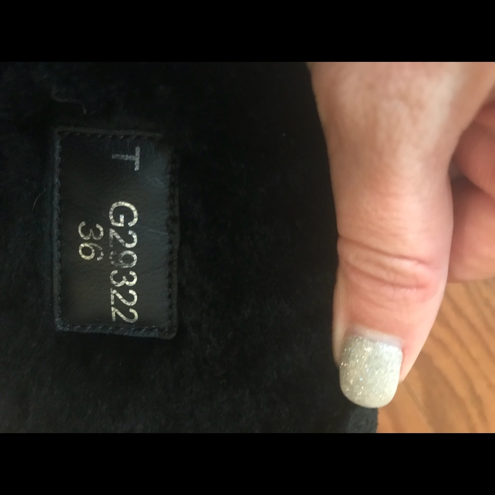 Chanel boots fur inside - Picture 3 of 8