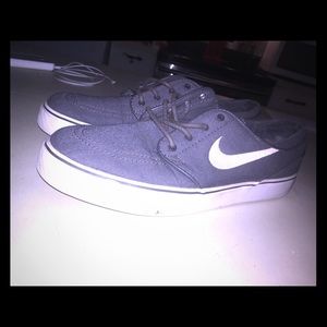 Nike Janoski Shoes
