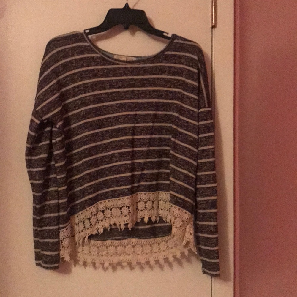 Long sleeve shirt