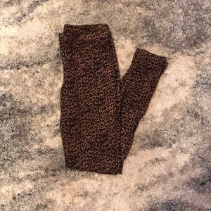 Leopard print leggings.