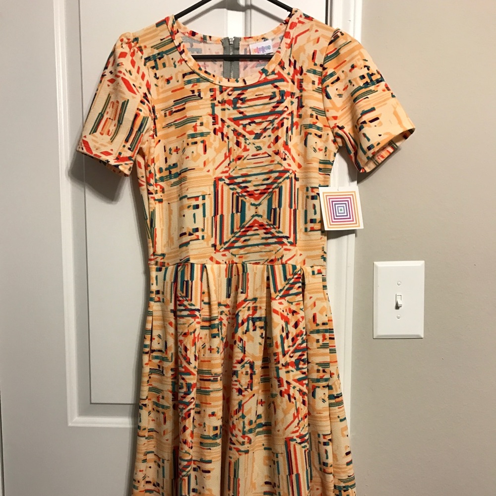 Lularoe S Amelia dress NWT