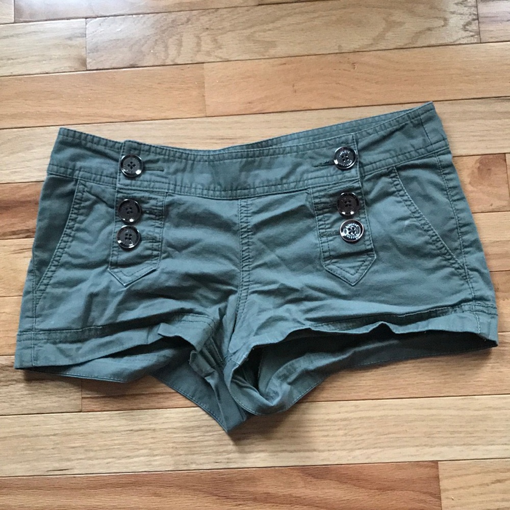 EUC Express Shorts