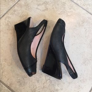 Taryn Rose leather sling back wedges 6 M