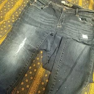 ON Stretchy Skinny Jeans