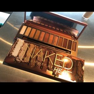 Naked Heat Palate w/brush