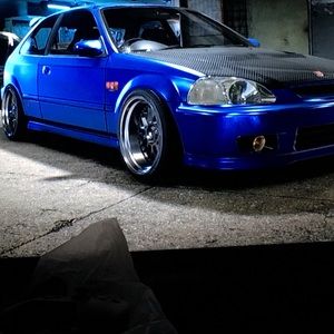 Meet your Posher, Cesar