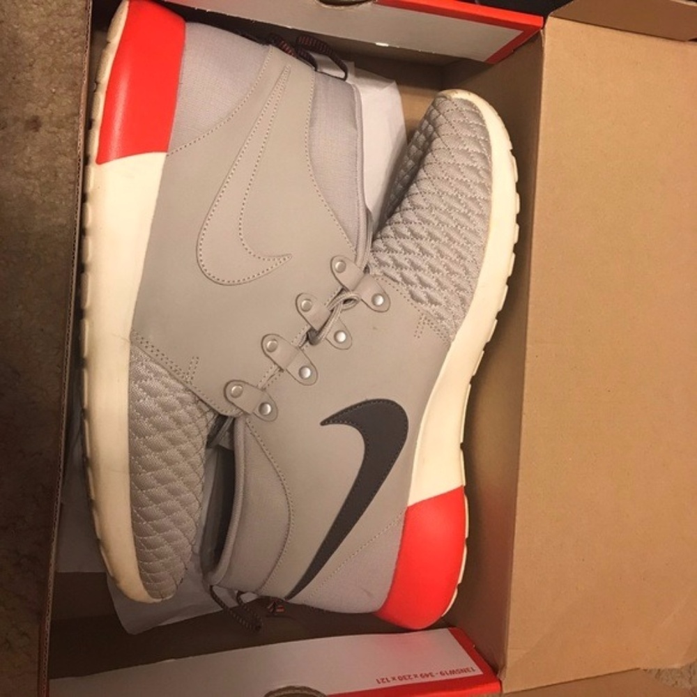 Nike Roshe Boot
