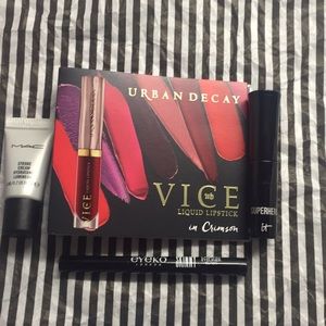 Brand-New 4-pc Makeup Beauty Lot, Deluxe Samples