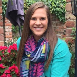 Meet your Posher, Becca