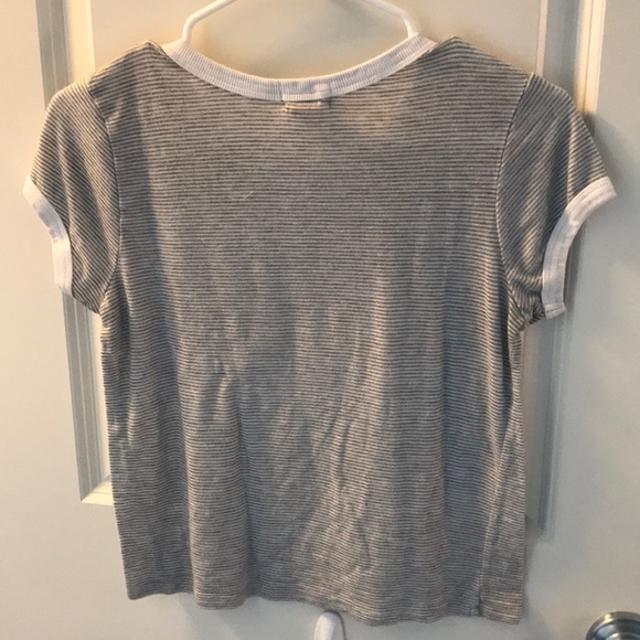 Striped Crop Top - Picture 2 of 5