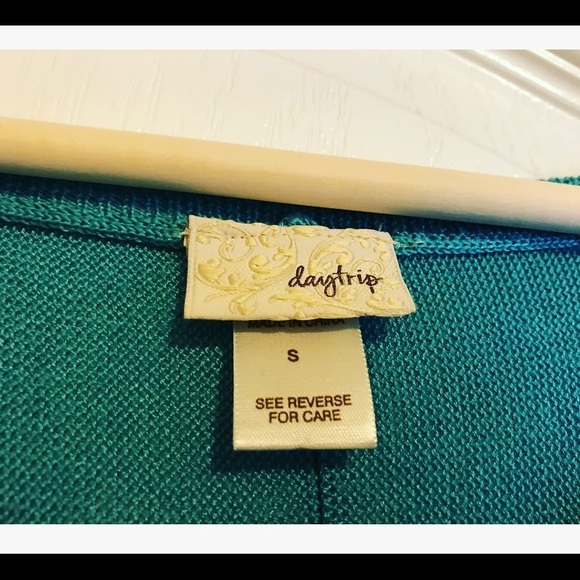 Daytrip Sweater - Picture 2 of 7