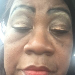 Meet your Posher, Geneva