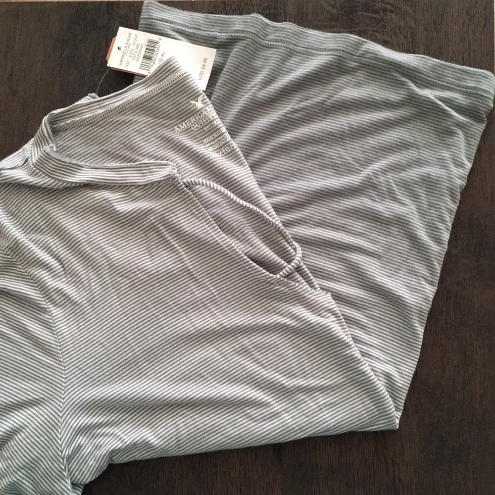NWT American Eagle ombré cross top shirt