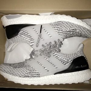 Adidas 3.0 Ultra Boosts "Oreo"