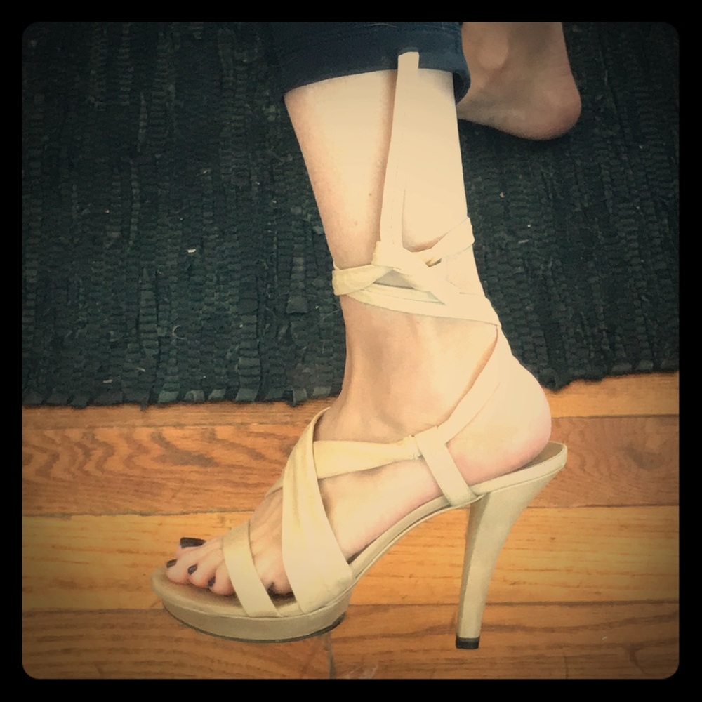 Stuart weitzman heels