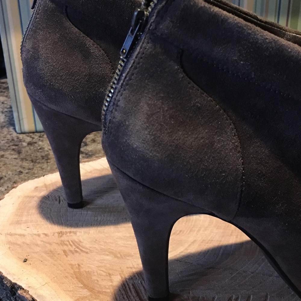 Steve Madden Open Toe Suede Statements ....... - image 5