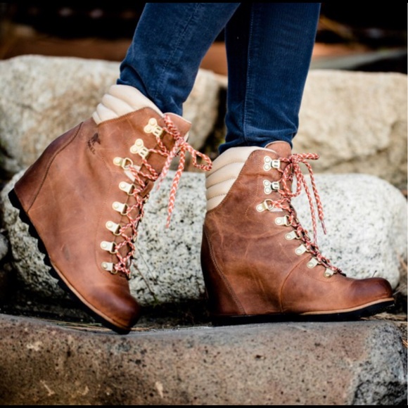 sorel conquest wedge boot