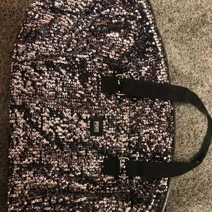 VS duffle bag