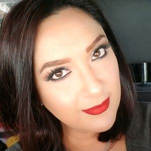 Meet your Posher, Toni