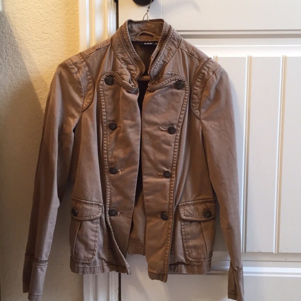 Women's brown denim jacket