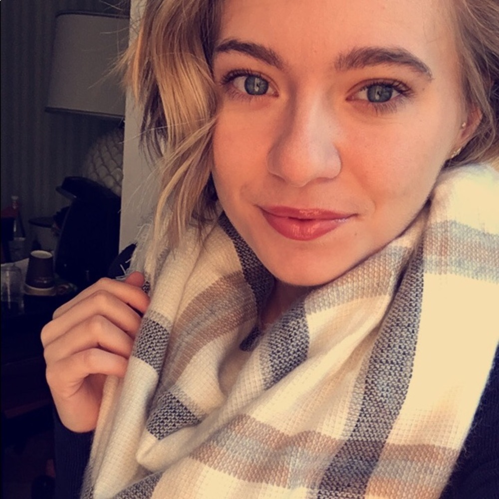 Meet your Posher, Kaitlin