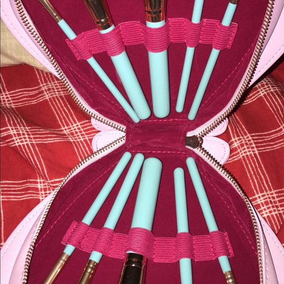 Mermaid Makeup Brush Set with Cosmetic Bag - 13 PC Beauty  Mermaid makeup brushes and case