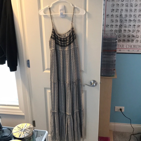 Patterned Maxi Dress - Picture 1 of 7