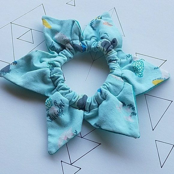 Jester Style stretchy cat collar small to medium - Picture 3 of 5