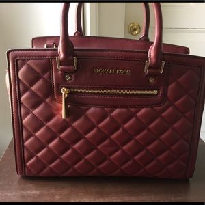 Michael Kors Large Selma handbag. Quilted leather